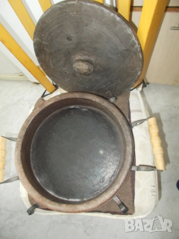 Сач с капак и стойка