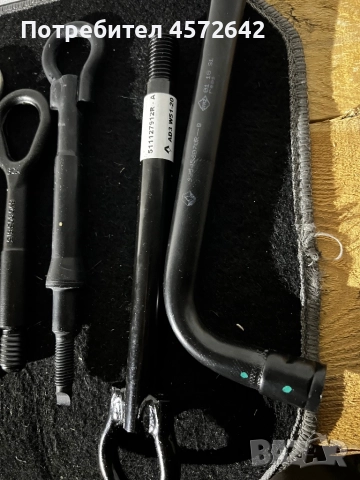 Автомобилен компресор+пяна,аптечка и триъгълник, снимка 6 - Аксесоари и консумативи - 52234745