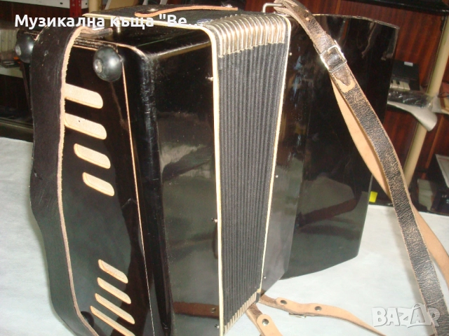 Акордеон Велтмайстер 12 баса, снимка 11 - Акордеони - 52197530