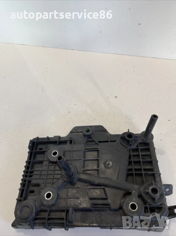 Стойка за акумулатор за Alfa Romeo Giulietta 1.6 M-Jet (2015) – 50511024, снимка 2 - Части - 53210510