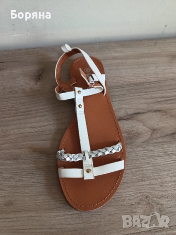 Нови и употребявани дамски обувки №37/38 от CCC, Tendenz и други, снимка 15 - Други - 51908436