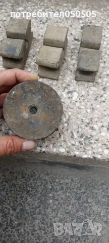 Тампони от Вартбург 353, снимка 2 - Автомобили и джипове - 47913363