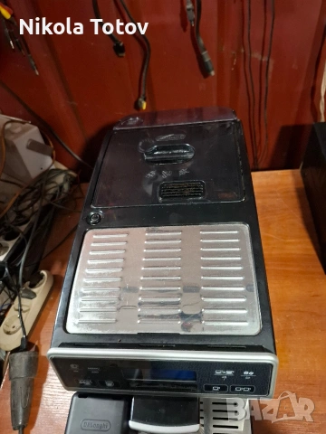Продава се кафе машина Delonghi Autentica. , снимка 3 - Кафемашини - 53489426