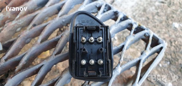 Копче за регулиране странични огледала за бмв е36, снимка 2 - Части - 34630205