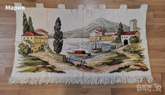 Голямо стенно текстилно пано