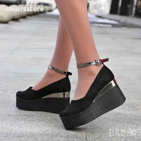 Обувки на платформа - черен велур и бронз лак - 125K, снимка 2 - Дамски ежедневни обувки - 38364970