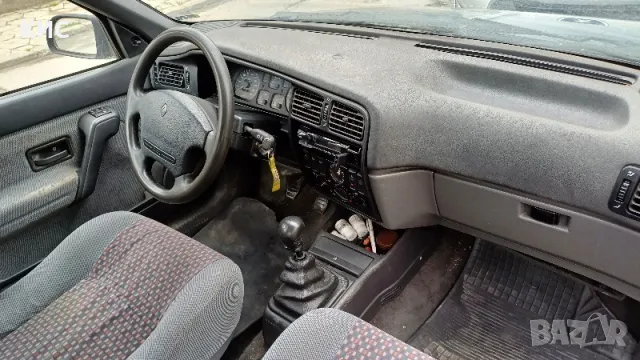 Продавам Рено 19 бензин/газ, снимка 7 - Автомобили и джипове - 49700330