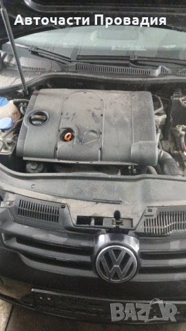 Фолксваген Голф 5, 1.6, 2004 г на части, снимка 6 - Автомобили и джипове - 52596228