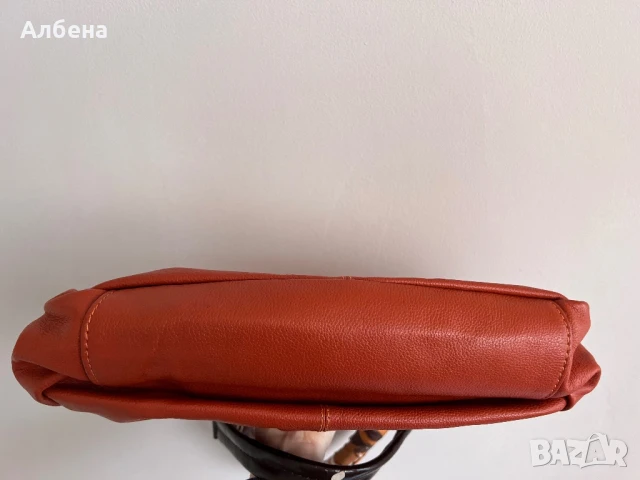 Оранжева чанта от естествена кожа, снимка 5 - Чанти - 50915036