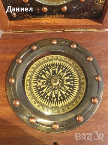Дървена ретро кутия с часовник и компас, снимка 4 - Подаръци за мъже - 43258578
