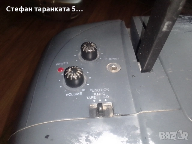 Радио касетофон работи си на радио на касетка, снимка 2 - Радиокасетофони, транзистори - 53052061