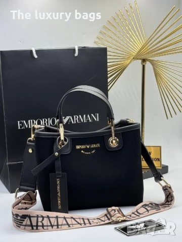 Стилна дамска чанта 