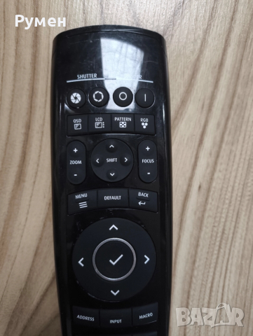 Оригинални дистанционно управление Barco за кинопроектор, снимка 9 - Дистанционни - 52678066