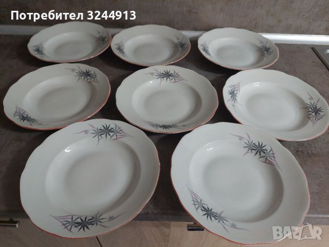 Бг. Порцеланови чинии , снимка 1