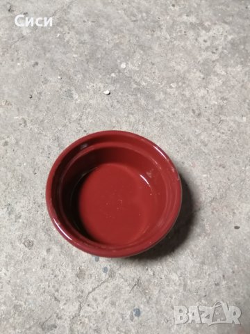 Глинена чинийка