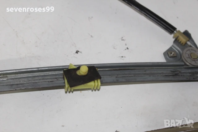 Машинка стъкло ръчна задна лява Рено Меган Сценик 1998 1.6i Renault Megane Scenic, снимка 8 - Части - 51219596