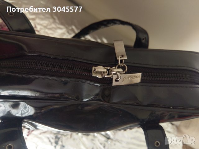 Чанта лакирана, снимка 4 - Чанти - 37040212