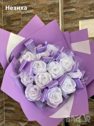 Букети от сатенени рози ., снимка 10 - Изкуствени цветя - 47850156
