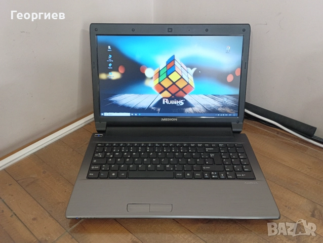 Лаптоп Medion Akoya E6228 - i3 2370M / 15.6"