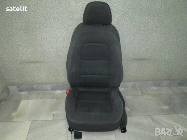 Продавам 2 броя много добри предни седалки за Audi A4 B8 2008 до 2015 , снимка 8 - Части - 53126926
