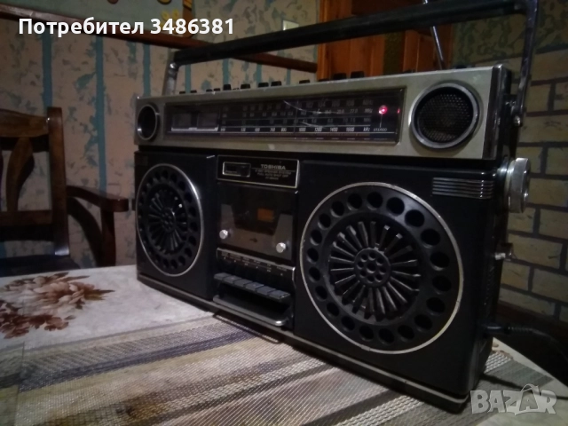 TOSHIBA RT 8840S, снимка 2 - Радиокасетофони, транзистори - 51990535