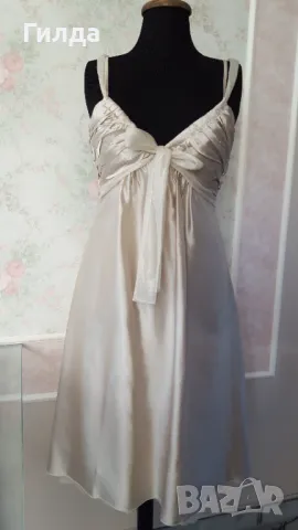 Boss рокля 38 коприна налична