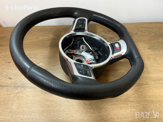 Оригинален скосен Мулти волан с перфорирана кожа Audi A3 A4 TT , снимка 3 - Части - 51487393