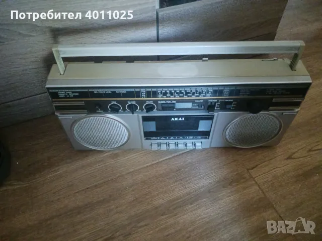 Много рядък AKAI AJ 456FL, снимка 2 - Радиокасетофони, транзистори - 47522519