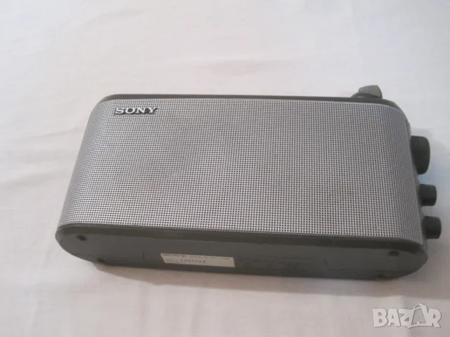 SONY ICF-703L-радиоапарат, снимка 11 - Аудиосистеми - 48089764