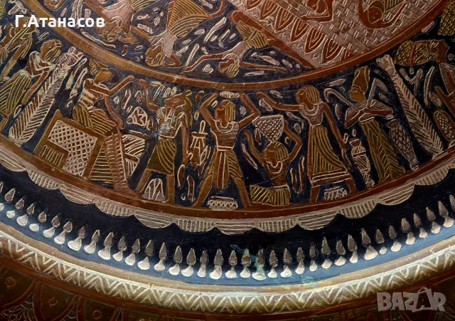 Старинен египетски меден поднос гравиран със сребърни и златни орнаменти, снимка 14 - Антикварни и старинни предмети - 49296049