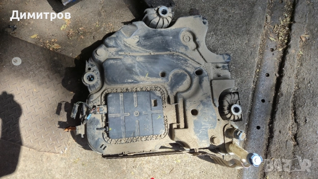 Казанче за Adblue за Пежо  , снимка 4 - Части - 51778338