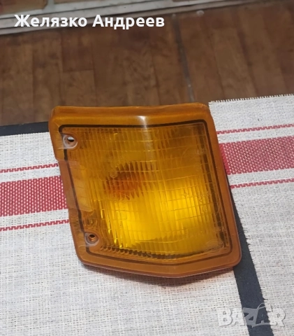 Фолксваген Транспортер Т3 Hella ляв мигач