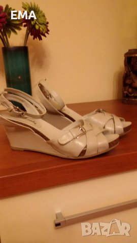 Обувки/Чехли/Сандали и Маратонки НОВИ 37н и 38н- 10% на чифт НОЕМВРИ, снимка 4 - Дамски ежедневни обувки - 36235969