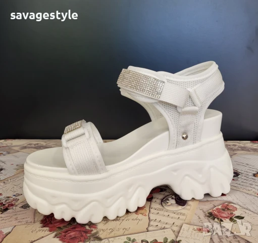 Дамски летни сандали на платформа , снимка 2 - Сандали - 51308131