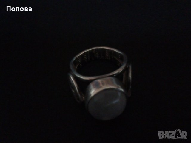 Уникален Винтидж масивен сребърен пръстен с естествен лунен камък ръчна изработка , снимка 4 - Пръстени - 39427573