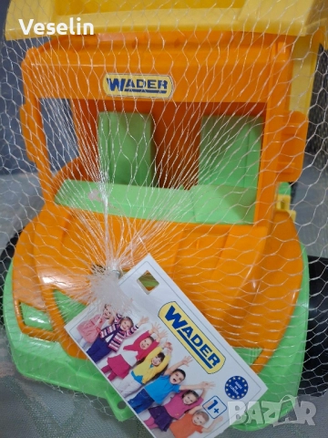 Камион с принадлежности за пясък , снимка 3 - Коли, камиони, мотори, писти - 51826204