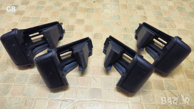 Оригинални държачи за багажник Volvo, снимка 3 - Аксесоари и консумативи - 51694129