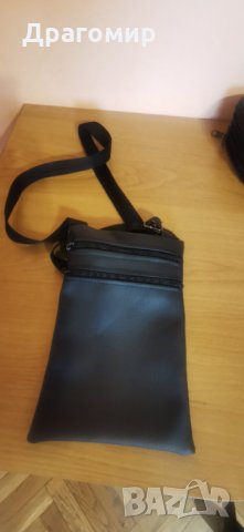 Кожена чантичка много запазена , снимка 3 - Чанти - 34857892
