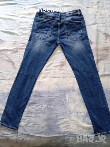 Страхотни дънки, снимка 2 - Дънки - 49902294