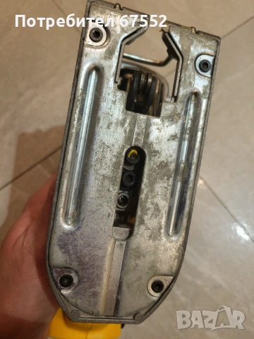  Безчетково зеге DeWalt DCS334. Само тялото, без нищо друго. Цена: 220лв. (крайна), снимка 4 - Други инструменти - 53161396