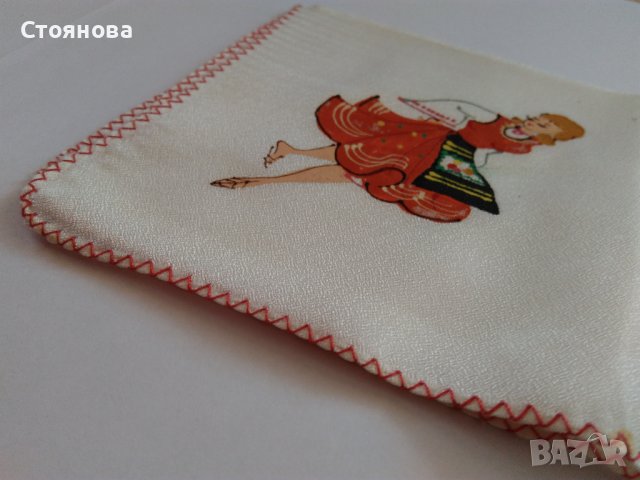 Колекционерски копринени рисувани дамски кърпички, снимка 5 - Колекции - 36716949