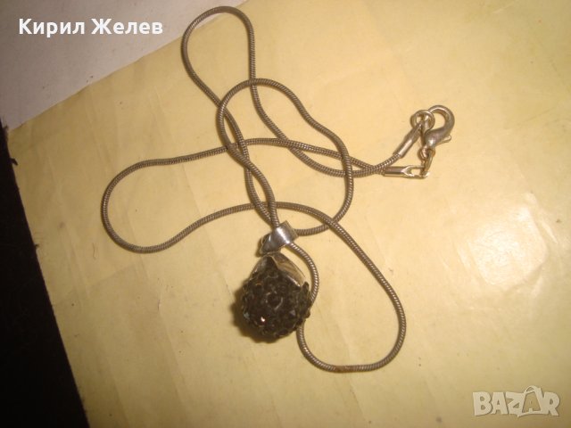 СТАРО ВИНТИДЖ КОЛИЕ МЕДАЛЬОН с ПОСРЕБРЕНА НЕЖНА ВЕРИЖКА 15409, снимка 2 - Колиета, медальони, синджири - 35193907