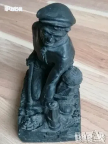 Бронзова статуетка , снимка 3 - Антикварни и старинни предмети - 49096274