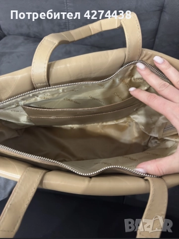 Нова чанта Calvin Klein, снимка 2 - Чанти - 52711702