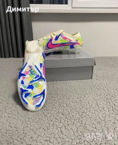 Бутонки Nike 44 номер, снимка 3 - Футбол - 52932728