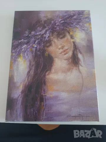 Картина жена с венец