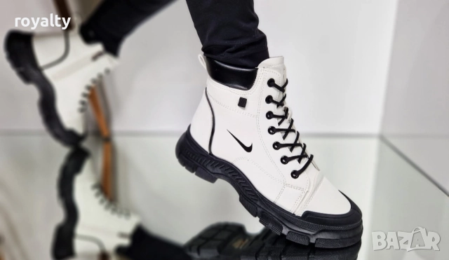 Nike Дамски Зимни Боти , снимка 3 - Дамски боти - 52117372