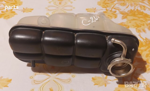 Казанче Антифриз Мерцедес C класа W202 - G класа W463 - CLK N, снимка 3 - Части - 40417042