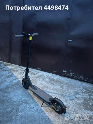 Продавам електрическа тротинетка Xiaomi Mi Scooter Essential