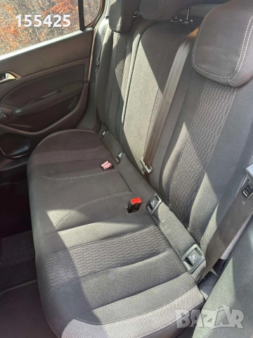 Peugeot 308 1.5BlueHDI , снимка 15 - Автомобили и джипове - 52509192